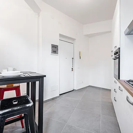 Maison d'hôtes Marconi Charme & - 2 Min Metro Marconi - 15 Min Colosseo - A-c & Wifi *