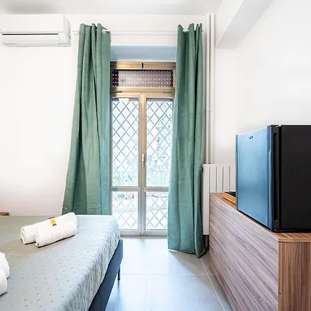 Maison d'hôtes Marconi Charme & - 2 Min Metro Marconi - 15 Min Colosseo - A-c & Wifi *